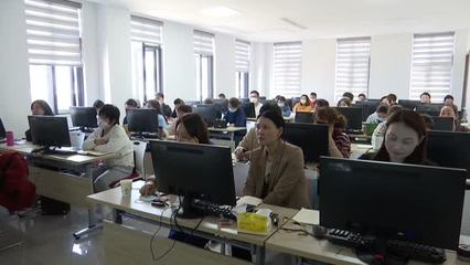 如东电子商务公共服务中心 助力特色产品打开“特快通道”